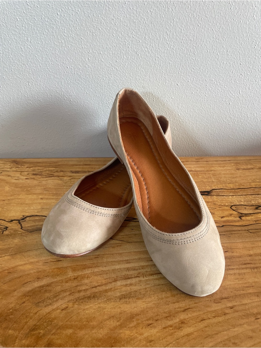 Frye Women's Light Beige Suede Ballet Flats